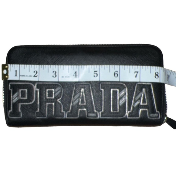 PRADA zip wallet - Picture 7 of 8